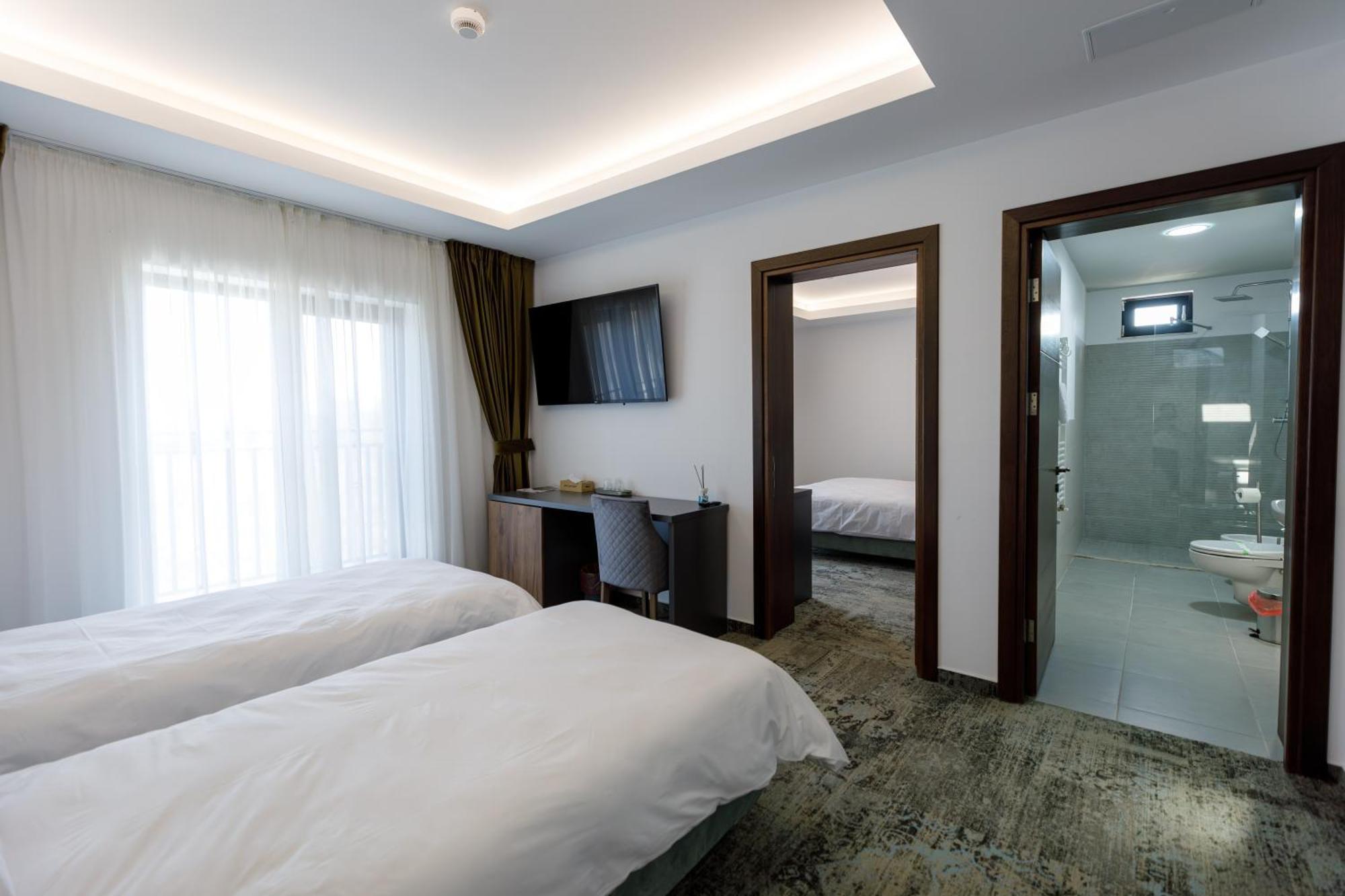 River Place Pitesti Exterior photo